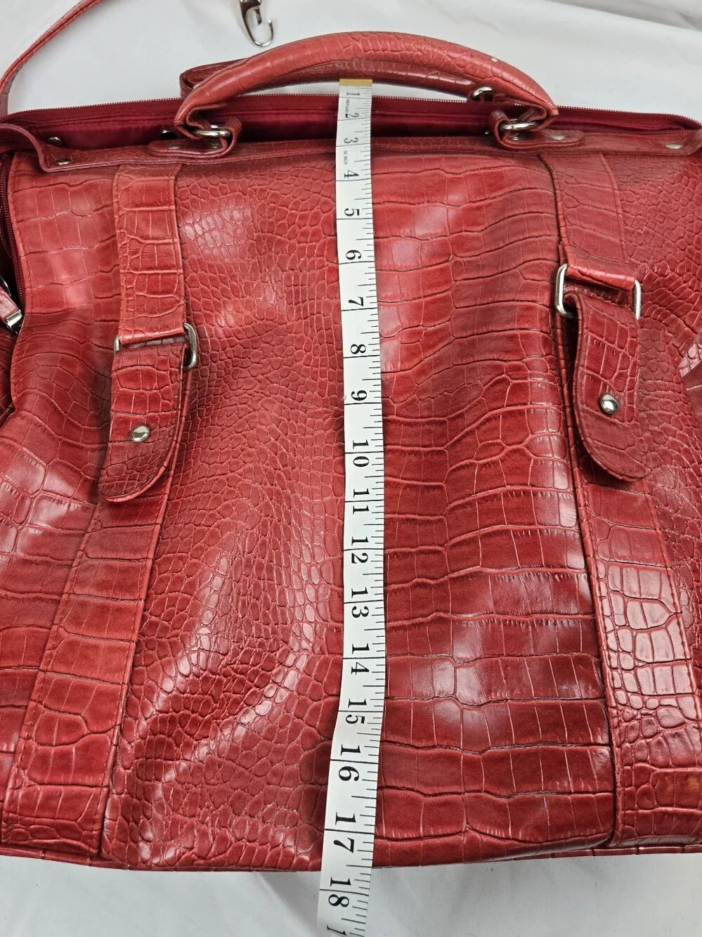Vintage Bath Body Works Red Faux Croc Duffel Weekender Y2K Travel Bag Size 18